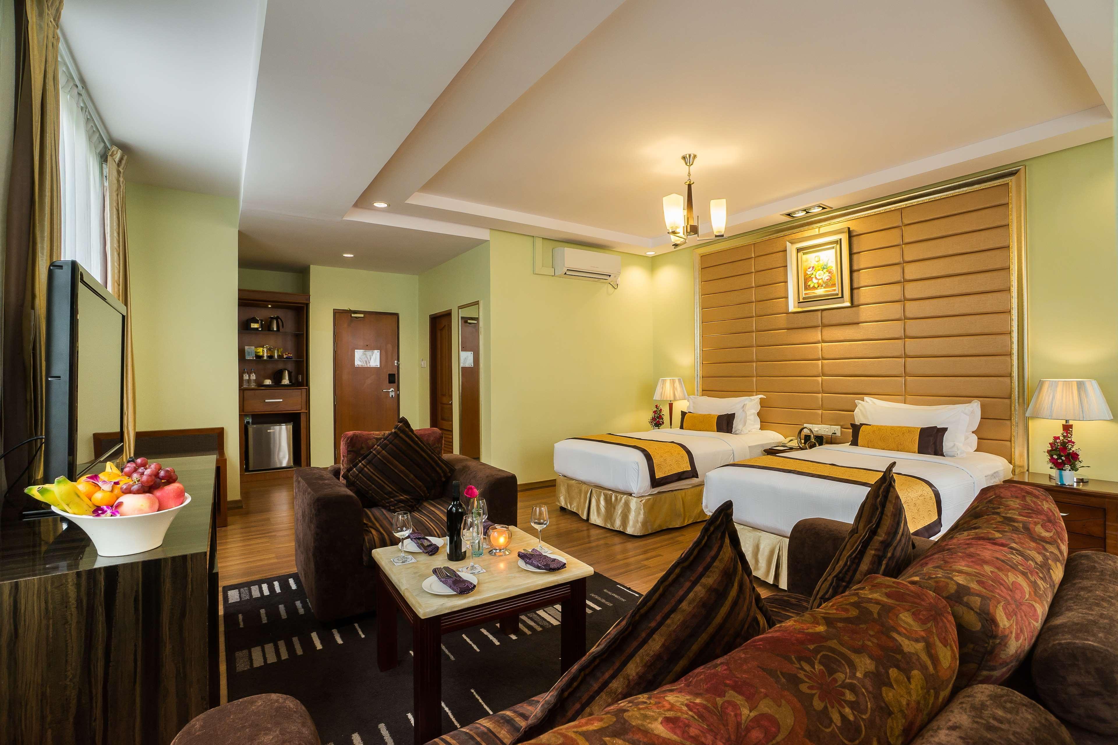 Best Western Green Hill Hotel Yangon Exterior photo